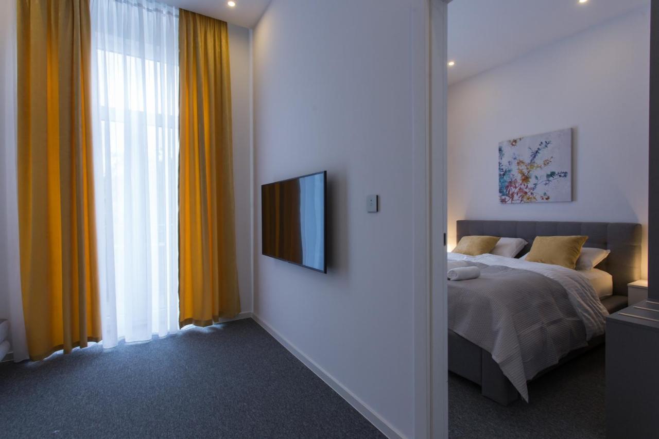 Elenas Rooms & Apartment Zagreb Exteriör bild